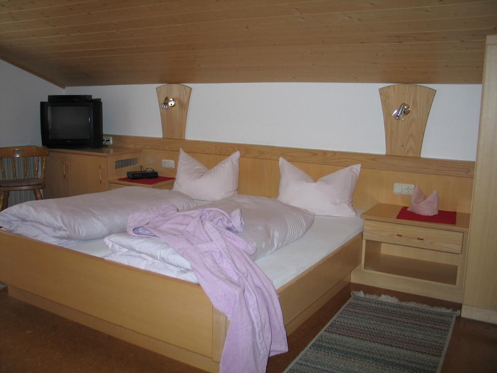 Pension Weiß Hohenwarth Zimmer foto